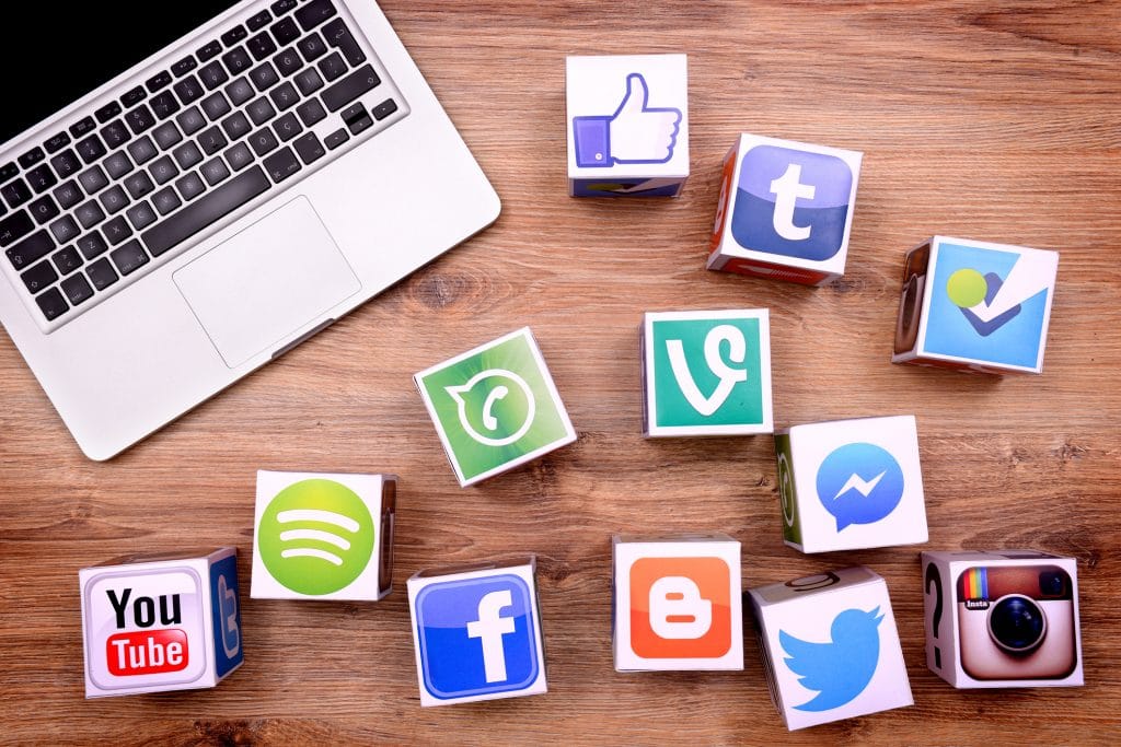Is a Job Working in Social Media the Right Fit for You?