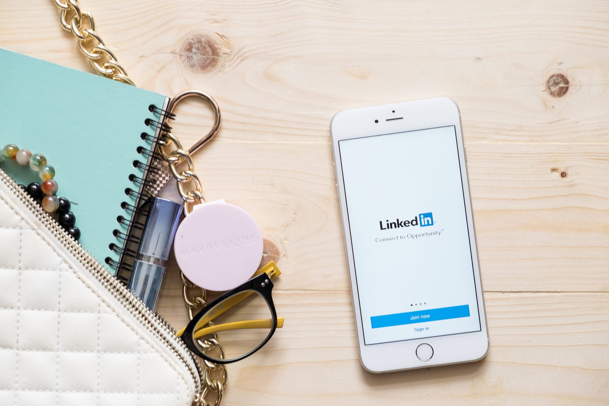Keys to Running a Successful LinkedIn Group - Sachs Marketing Group