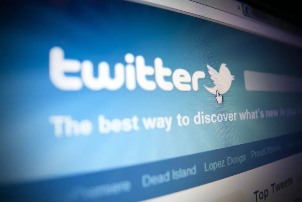 Twitter Tests New E-Commerce Feature, Shop Module - Sachs Marketing Group
